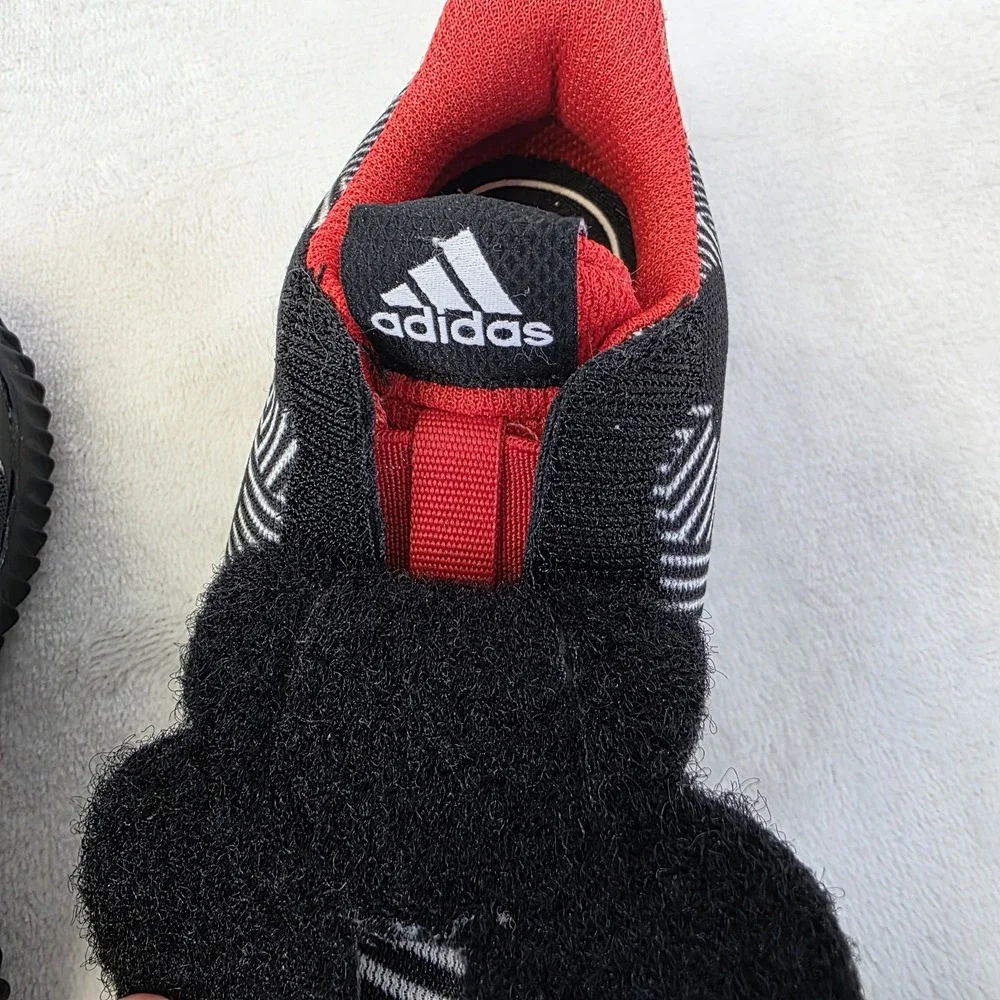 Adidas Disney Mickey Mouse‎ Black White Red D96916 Toddler Kids Sz 5K 5C